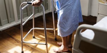 Brandenburg lockert Besuchsregeln in Pflegeheimen und weiteren Wohnformen