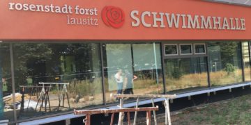 Sanierung der Schwimmhalle Forst im Zeitplan