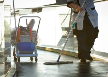 „Sauberkeit rettet Leben“: Mehr Geld für Reinigungskräfte gefordert