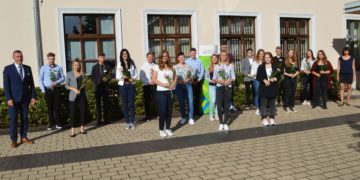 Kreisverwaltung Elbe-Elster empfing 18 neue Auszubildende und Studierende