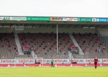 Energie Cottbus_Stadion der Freundschaft_ Tribüne Corona