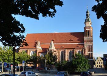 Wieder nächtliche Schießerei in Cottbus? Polizei an der Oberkirche im Einsatz