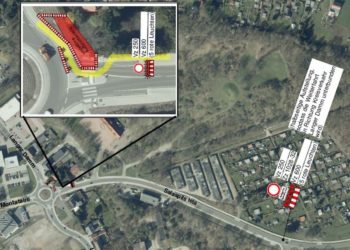 Leckage im Fernwärmenetz am Kreisverkehr Langer Damm in Finsterwalde