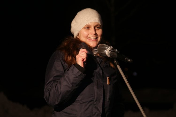 Wahl im Autokino. Maja Wallstein als Lausitzer SPD-Bundestagskandidatin gewählt