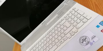Jobcenter zahlt Computer für Schüler und Azubis