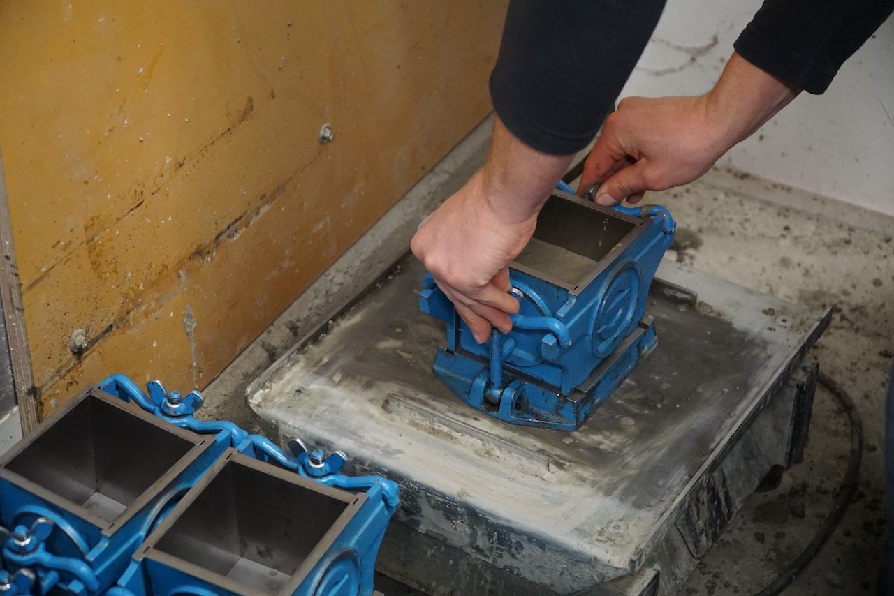 Betonwürfel, die mit Sonocrete beschallt wurden; Sonocrete