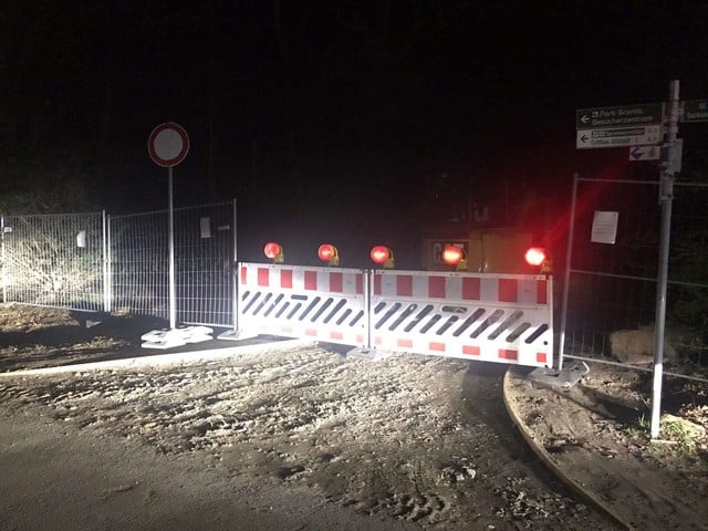 Bessere Absperrung an der Englischen Allee in Cottbus-Branitz; Foto: privat