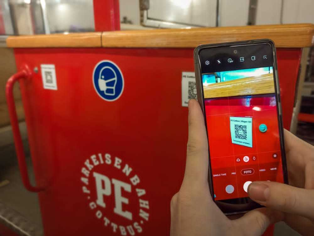 Die Luca-App kann bei der Parkeisenbahn Cottbus genutzt werden, Foto: Marcus Jeß, Parkeisenbahn Cottbus Die Luca-App kann bei der Parkeisenbahn Cottbus genutzt werden, Foto: Marcus Jeß, Parkeisenbahn Cottbus