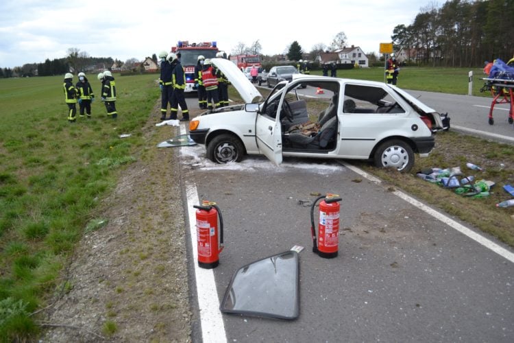 Mehrere Verletzte durch Verkehrsunfall bei Hosena