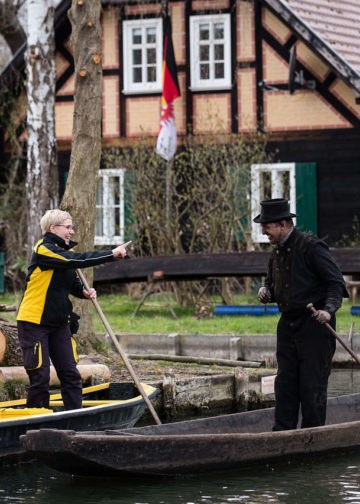 Start der Kahnzustellsaison im Spreewald Andrea Bunar und Tino Winkler; Deutsche Post DHL/Jens Schlüter