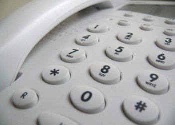 74-Jähriger Senftenberg am Telefon ausgehorcht und betrogen