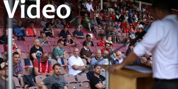 Energie Cottbus war kurz vor Insolvenz. Engelhardt im Anflug, neues Fantrikot