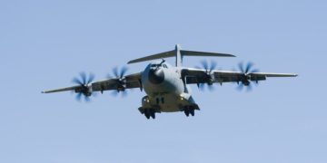 A400M fliegt derzeit afghanische Ortskräfte aus dem Krisengebiet