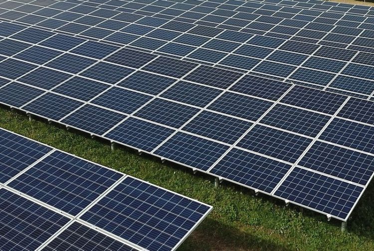 Verbraucherzentrale gibt Tipps für die Anschaffung einer Solaranlage