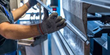 Brandenburger Industrie mit mehr Aufträgen und höherem Umsatz