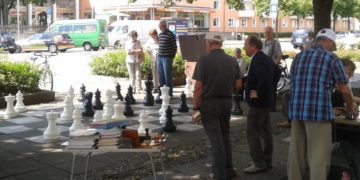 Eisenhüttenstadt: Saisonabschluss für die Freiluftschachspieler