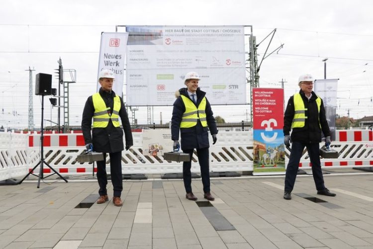 Spatenstich Infopoint Bahnhof Cottbus