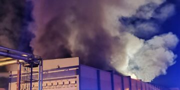 Elsterwerda: Großbrand bei Bosig Baukunststoffe