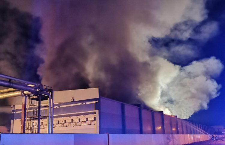 Elsterwerda: Großbrand bei Bosig Baukunststoffe