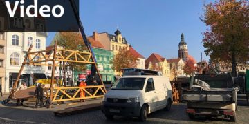 Thumbnail Weihnachtsmarkt Aufbau