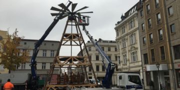 Thumbnail Weihnachtsmarkt Aufbau