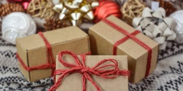 Fehlkauf unterm Weihnachtsbaum? Was beim Geschenke-Umtausch zu beachten ist