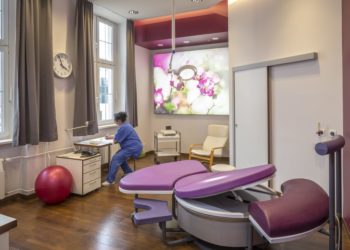 Hebamme_Geburtshilfe_Kreißsaa_Imagebild