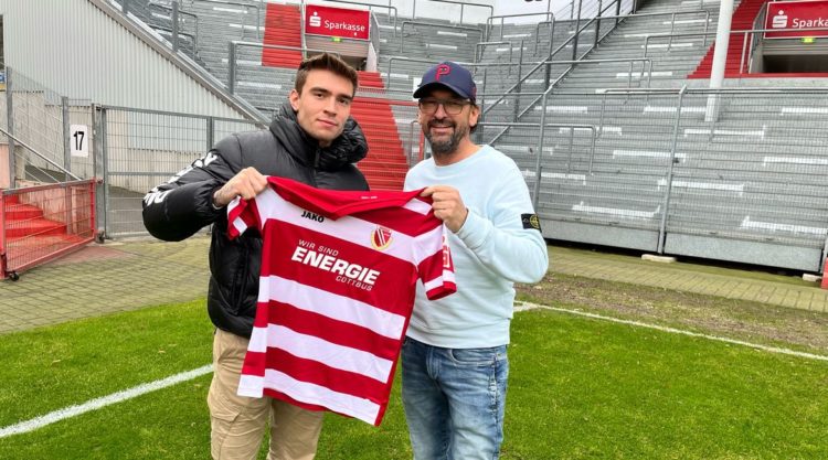 Joshua Bitter wechselt zum FC Energie Cottbus; Foto: FC Energie Cottbus