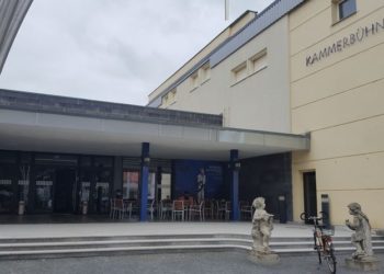 Vorstellung „…mein ganzes Herz“ in Kammerbühne Cottbus fällt aus