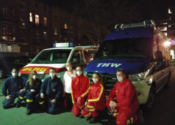 Cottbus: Ehrenamtliche Teams bei PCR-Tests