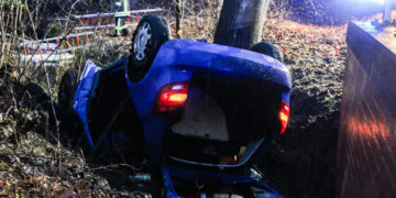 Schwerer Unfall bei Jocksdorf. Auto überschlagen und in Graben gelandet