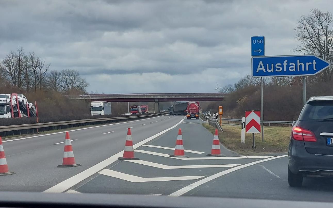 Unfall auf der A13 zwischen Ragow und Mittenwalde