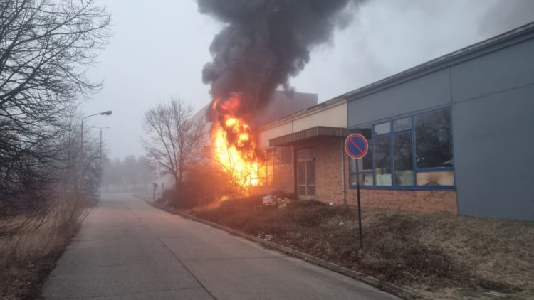 Explosion in Cottbus. Feuerwehrleute verletzt