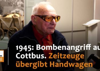 Cottbus erinnert an Bombenangriff 1945. Zeitzeuge übergibt Handwagen