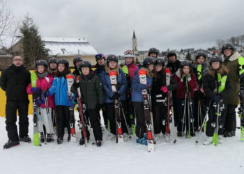 Schmellwitzer Oberschüler mit Ferienausflug ins verschneite Erzgebirge