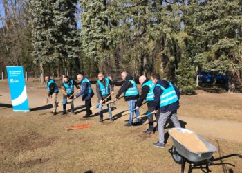 Spatenstich Kolkwitz_DeutscheGlasfaser