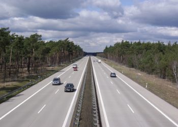 A13 wegen Reparaturarbeiten eine Woche Richtung Berlin gesperrt!
