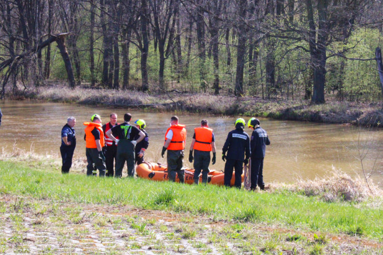 Tote Person aus der Spree in Spremberg geborgen, Foto: Blaulichtreport Lausitz