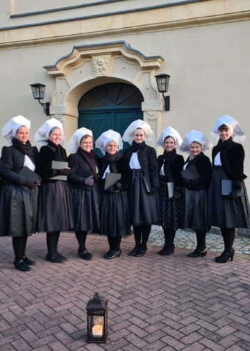 Traditionelles Ostersingen in Sielow; Foto: Holger Frank