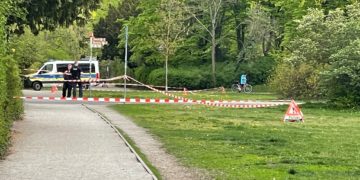 Messerangriff im Cottbuser Puschkinpark, Polizei ermittelt; Foto: Blaulichtreport Lausitz