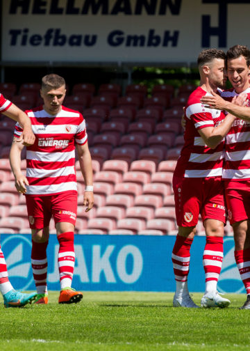 Cottbus, Deutschland 15. Mai 2022:Regionalliga Nord / Ost - 2021/2022 - FC Energie Cottbus vs. Chemie Leipzig