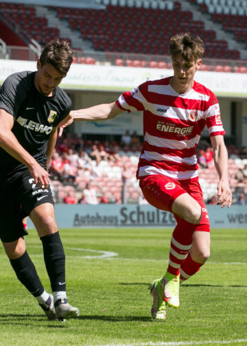 Cottbus, Deutschland 15. Mai 2022:Regionalliga Nord / Ost - 2021/2022 - FC Energie Cottbus vs. Chemie Leipzig