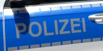 Senzig: Ex-Paar bedroht sich mit Besenstiel und Messer. Eine Verletzte