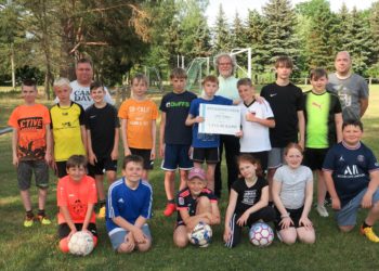 Calauer Fußball-Nachwuchs freut sich über Spende von 1.410 Euro