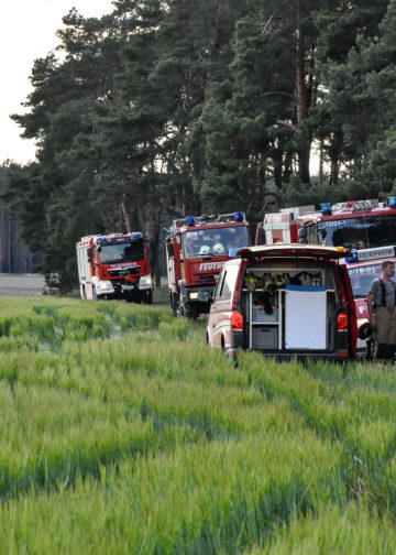 1,5ha Waldbrand an der Dubener Platte bei Luckau forderte Feuerwehren; Foto: Blaulichtreport Lausitz