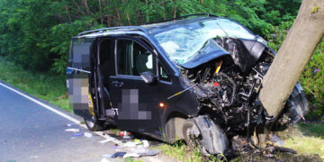 Unfall zwischen Bluno und Sabrodt; Foto: Blaulichtreport Lausitz