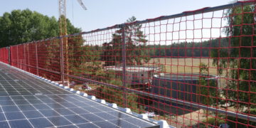 LWG Wasserwerk Eichow mit Photovoltaikanlage; Foto: LWG