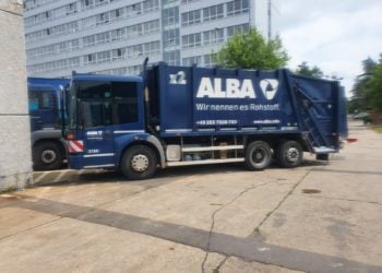 Ein Müllfahrzeug der ALBA in Cottbus; Foto: Niederlausitz aktuell