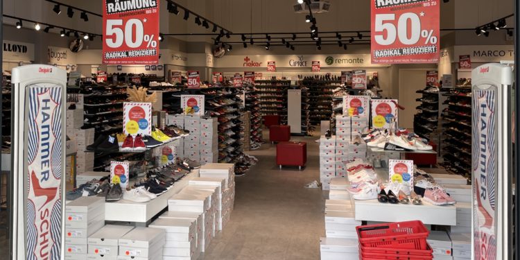 Heiße Rabatte: Nike & Marken-Outlets Schwarzheide laden zum Summer Sale