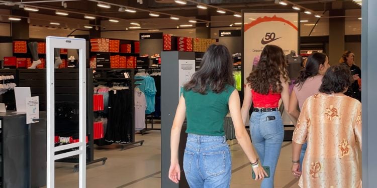 Heiße Rabatte: Nike & Marken-Outlets Schwarzheide laden zum Summer Sale
